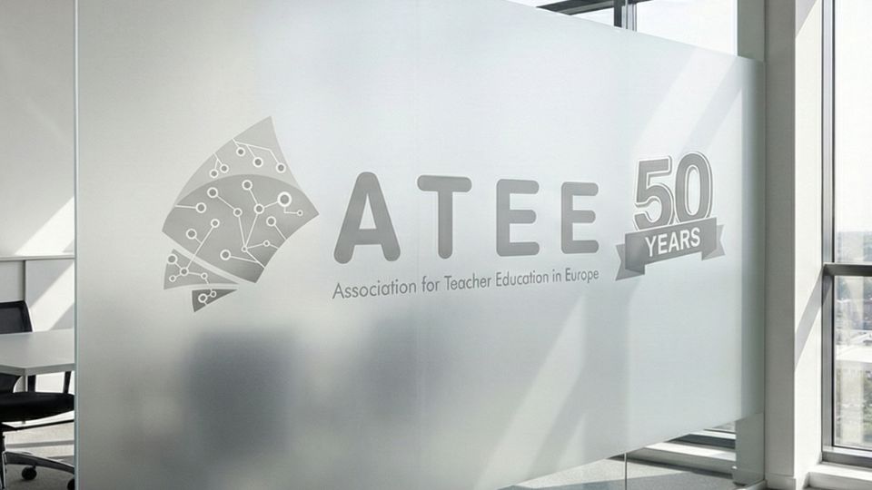 Grayscale Logo Visualization 1